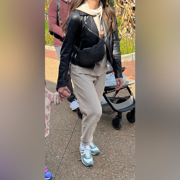 Theory black leather jacket - Picture 6 of 6